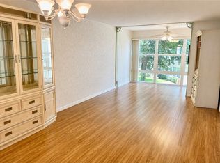 1100 Ponce De Leon Cir APT N212, Vero Beach, FL 32960