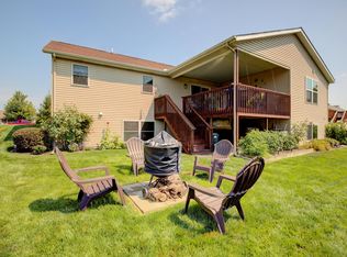 10340 Hannah Dr, Zeeland, MI 49464