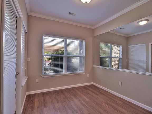 3rd image of 8434 Walerga Rd APT 1113