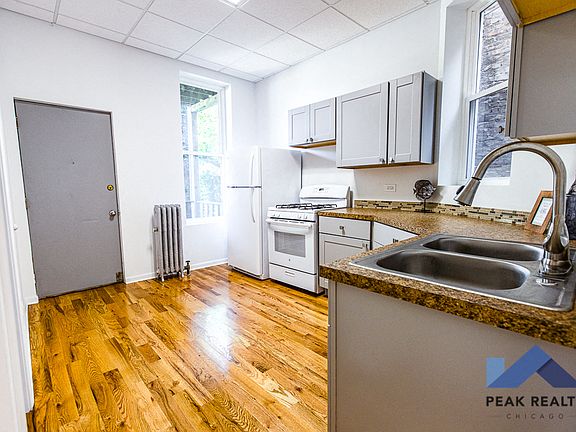 2nd image of 5430-32 S University Ave #5430-3N
