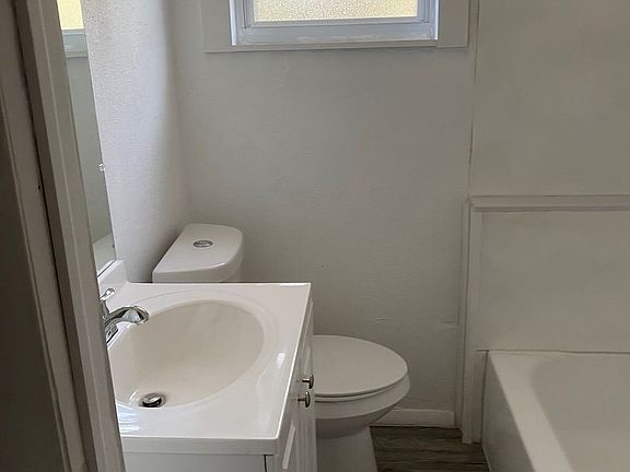 3rd image of 2576 13th Ave S
