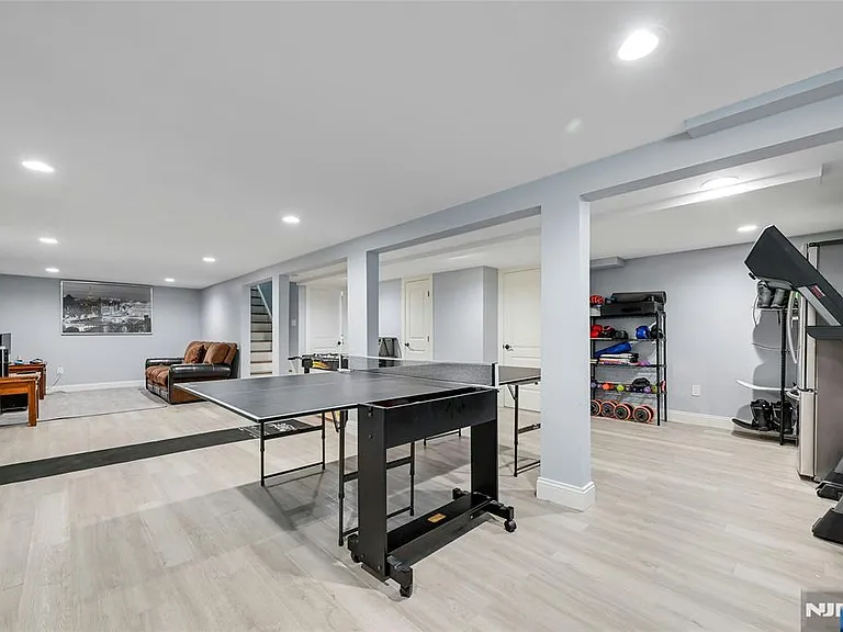 40 Scott Ter — Photo 35