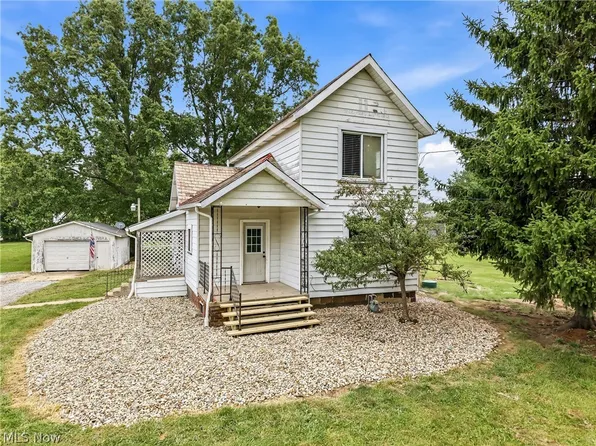 20954 Lake Park Blvd, Alliance, OH 44601