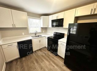 903 Holt St, Lexington, NC 27292