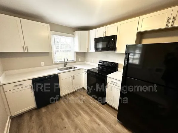 903 Holt St, Lexington, NC 27292