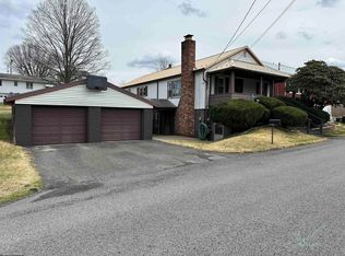 105 Marshall St, Kingwood, WV