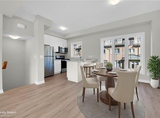 19 Picardy Dr #5, Hamilton, ON L8J2T3