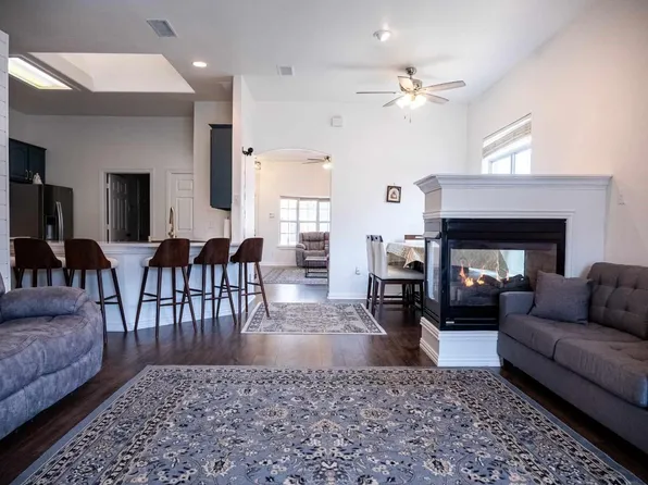 5528 Milford Dr, Fort Worth, TX 76137
