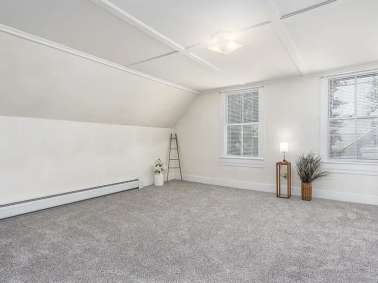 54 Maple St #B — Photo 7