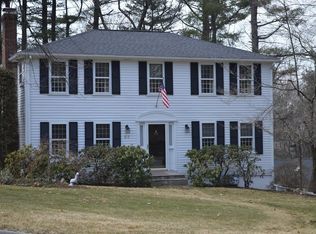 23 Pinecrest Dr, Westborough, MA 01581