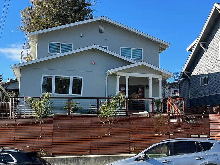 Front of main house, note the unit to be rented is privately located at the rear of the house