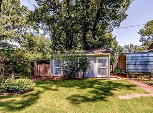 1227 Colonial Rd, Memphis, TN 38117