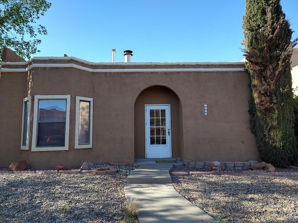 1st image of 7705 Redwood Dr NW