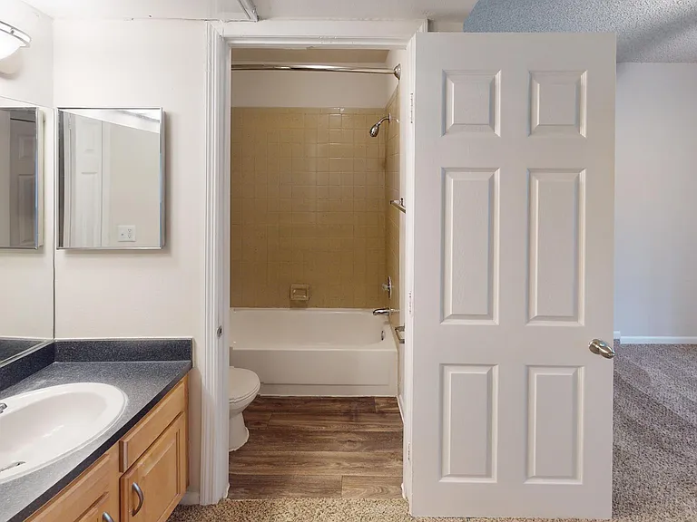 Altamira Place Apartment Homes — Photo 75