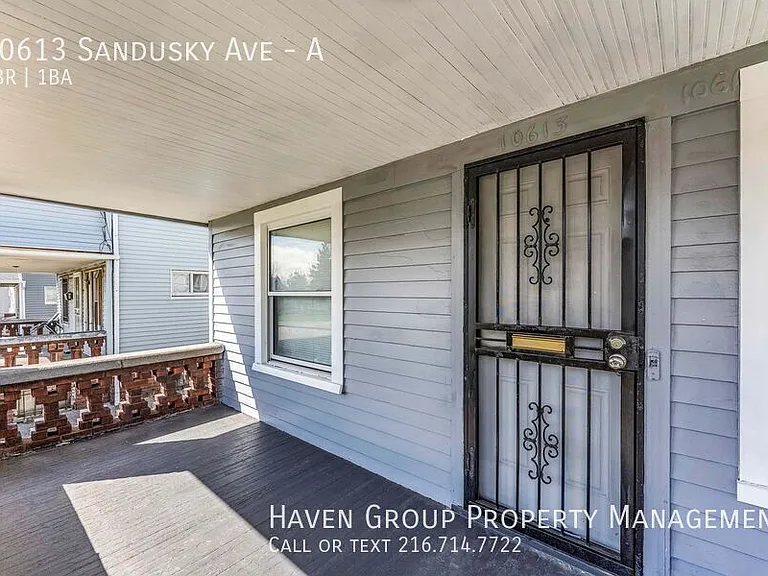 10613 Sandusky Ave #A — Photo 3