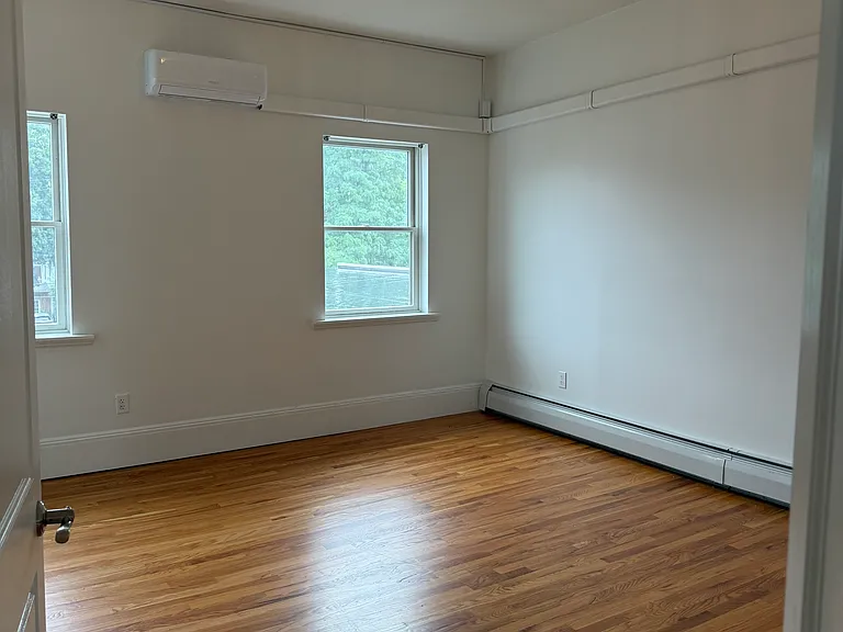 179 Main St #3 — Photo 7