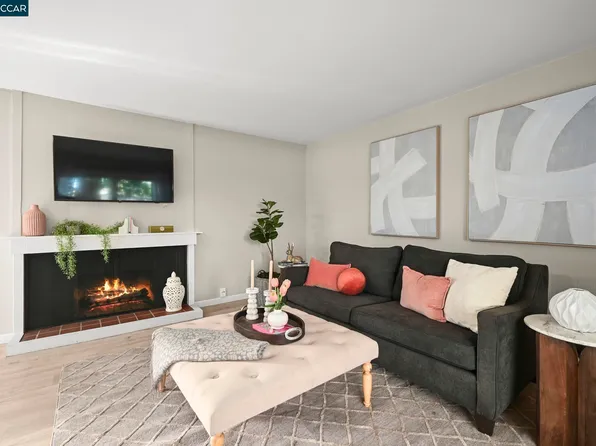 1605 Countrywood Ct, Walnut Creek, CA 94598