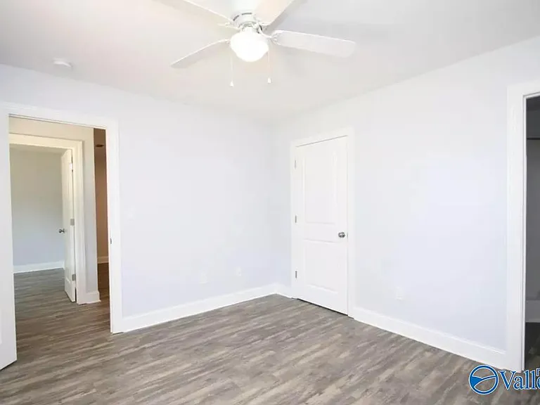 110 Kaleigh Paige Cir #B — Photo 8