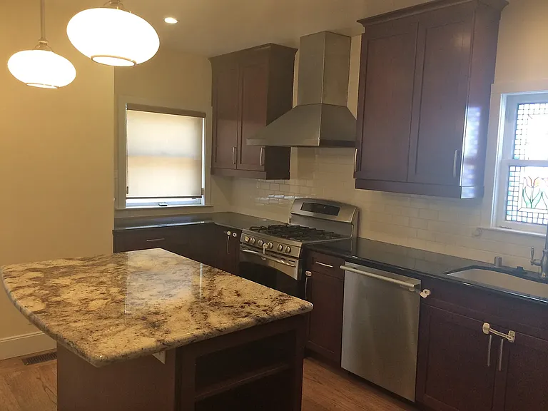 3300 Cutter Way — Photo 2