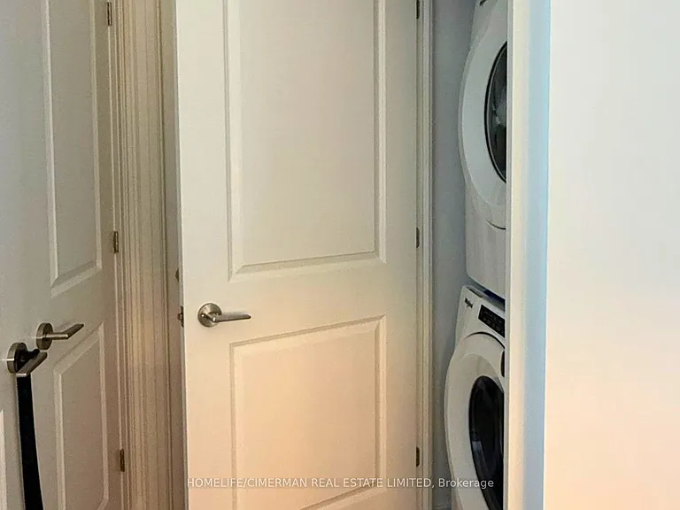 10 Gatineau Dr #1604 — Photo 33