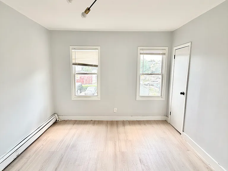 86 Wilson Pl #1A — Photo 8