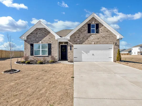 18557 Oxbow Ln, Athens, AL 35613