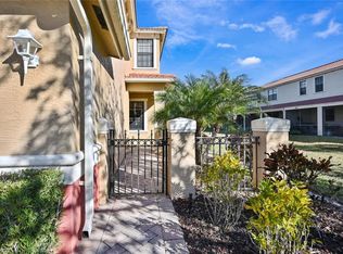 7313 Bristol Cir, Naples, FL 34120