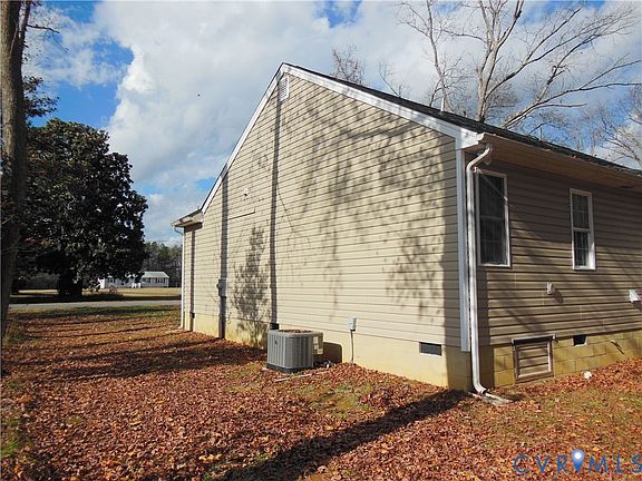 3rd image of 20425 Church Rd