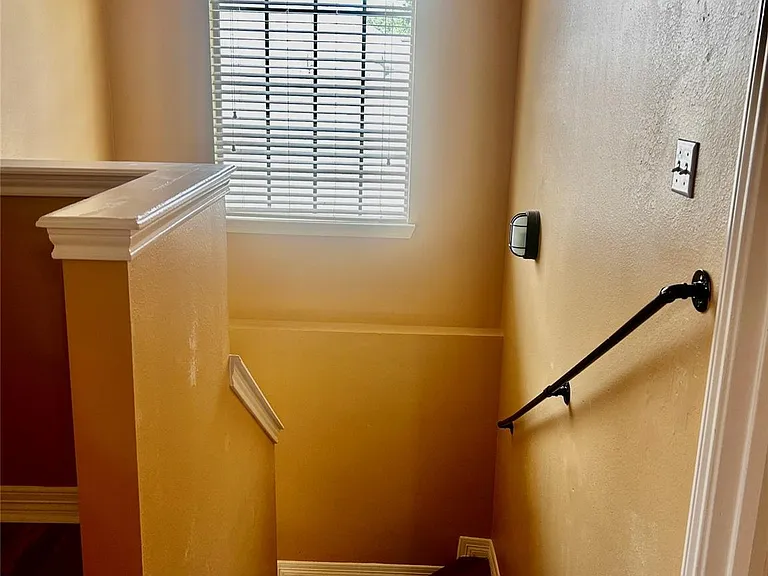 4011 Alexis Cir — Photo 8