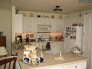 2nd image of 9198 Willowbrook Ct