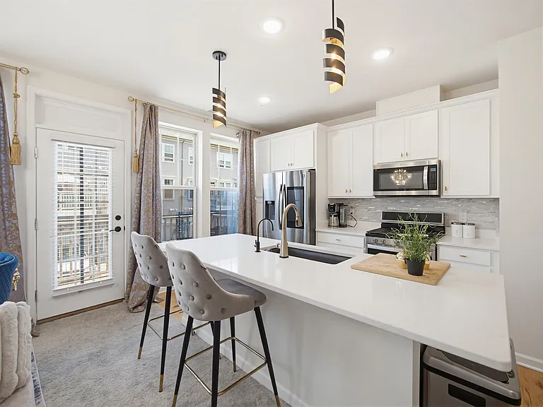 44 Leahy Dr — Photo 13