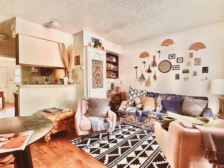 2808 Whitis Ave #C103 — Photo 3