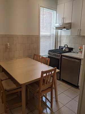 Rented by RealTegrity NY LLC | media 1