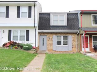 1243 Country Club Ct, Harrisonburg, VA 22802