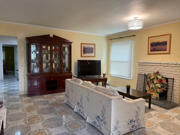 (undisclosed Address), Orange, CA 92868