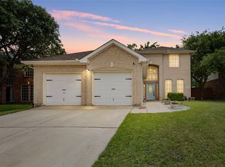 516 Briaroaks Dr, Lake Dallas, TX 75065