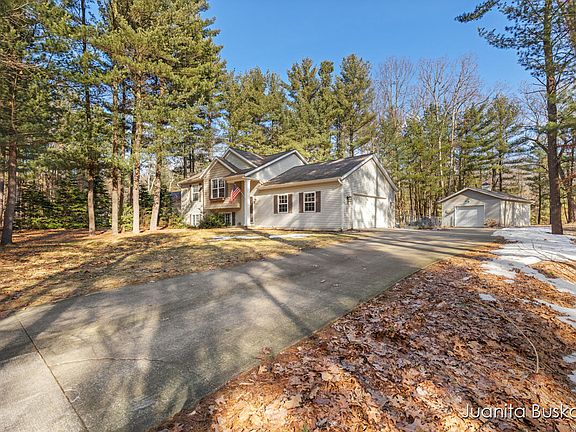 3rd image of 2461 Orchard Valley Dr