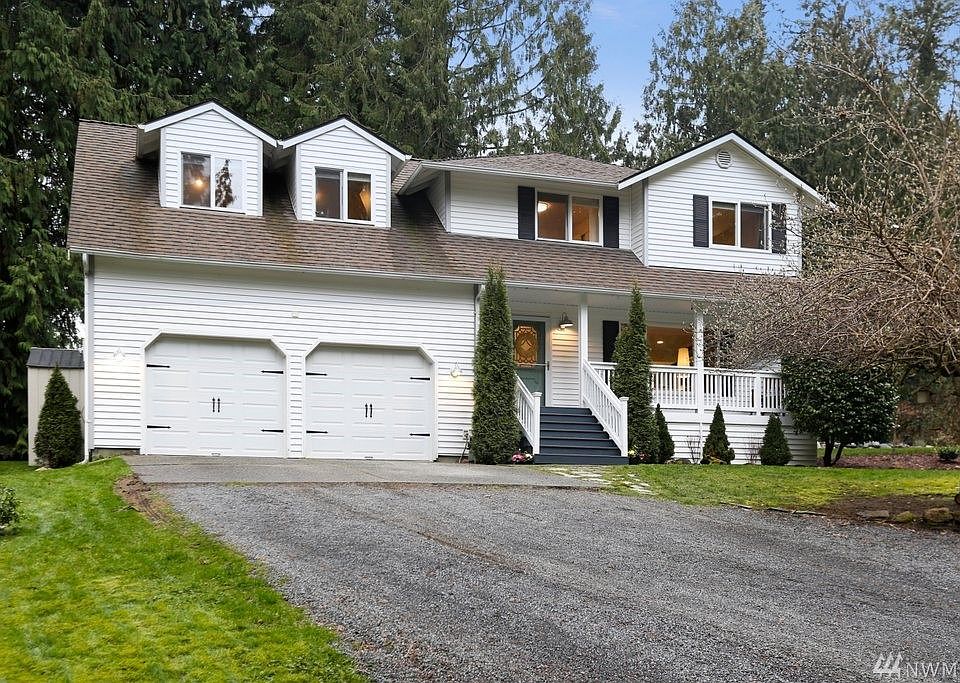 1st image of 2628 Lake Dr