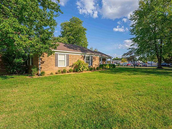 2nd image of 2813 Wesleyan Park Dr