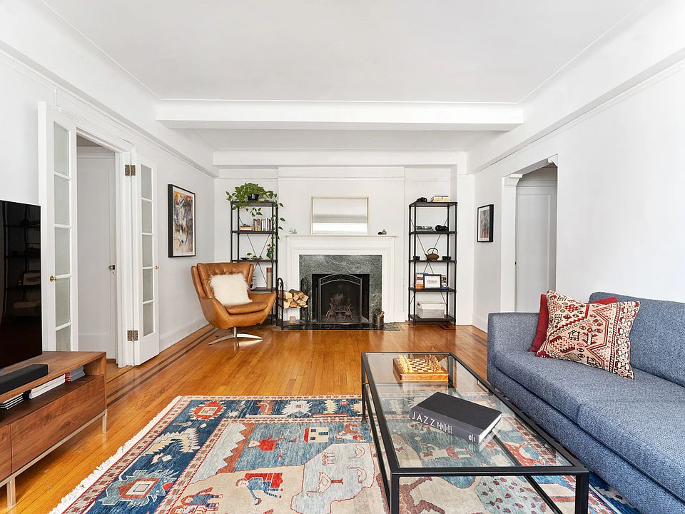 1st image of 235 E 22nd St APT 14L