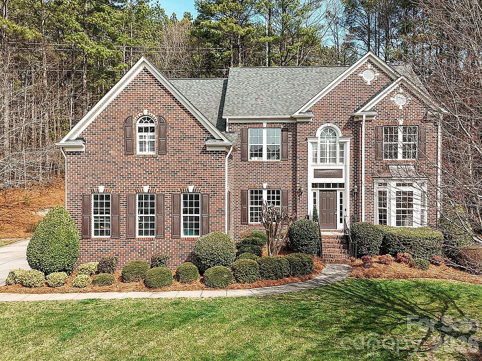 1st image of 108 Braxton Gate Ct