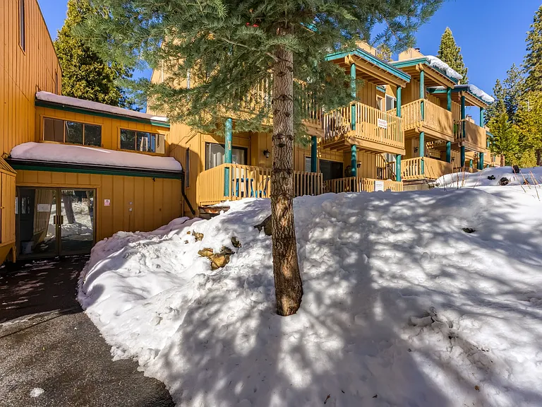 1300 Regency Way #45 — Photo 47