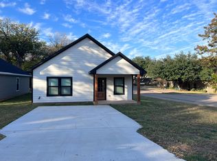 735 E Gandy St, Denison, TX 75021