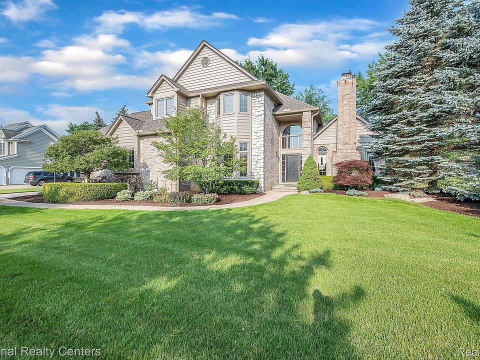1st image of 7339 Stonebrook Dr