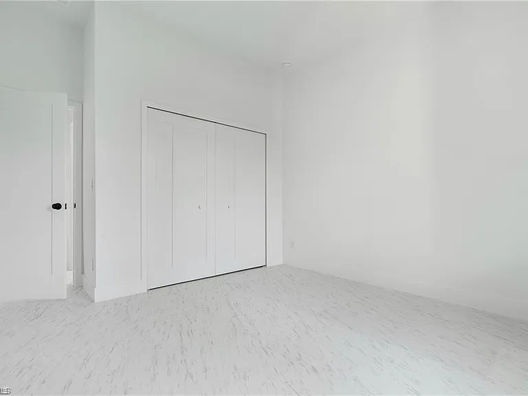 3175 Sunshine Blvd — Photo 12