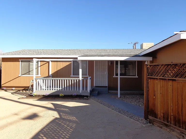 72476 Sunnyvale Dr — Photo 31