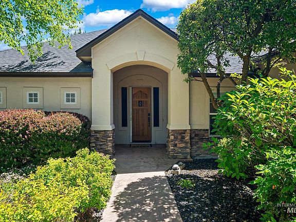 2nd image of 4946 N Villa Ridge Way