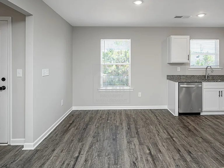 540 Woodland Cir — Photo 22