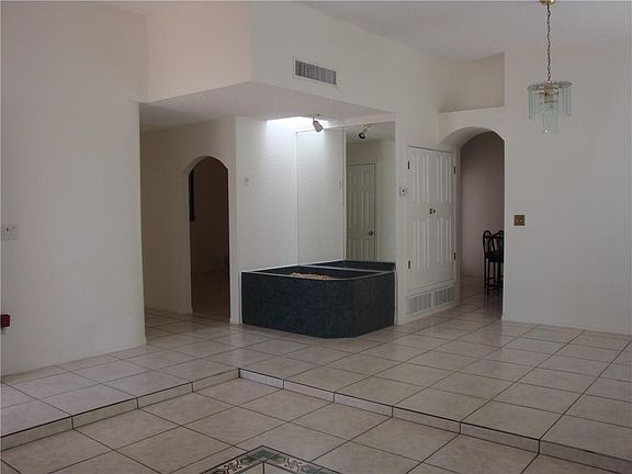 3rd image of 680 Bluff Canyon Cir