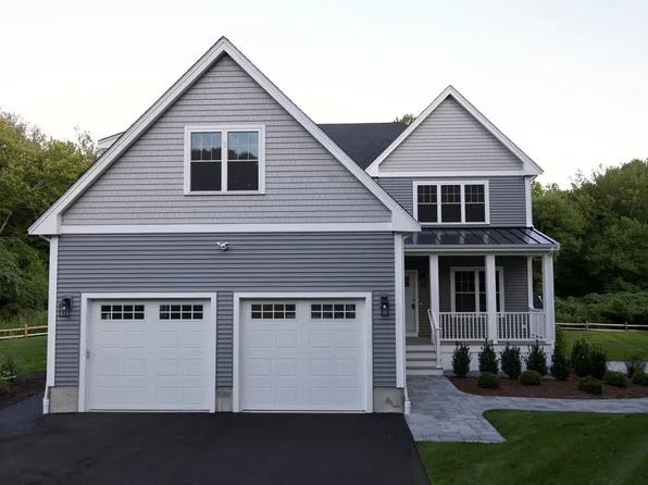 889 Maple St, Mansfield, MA 02048